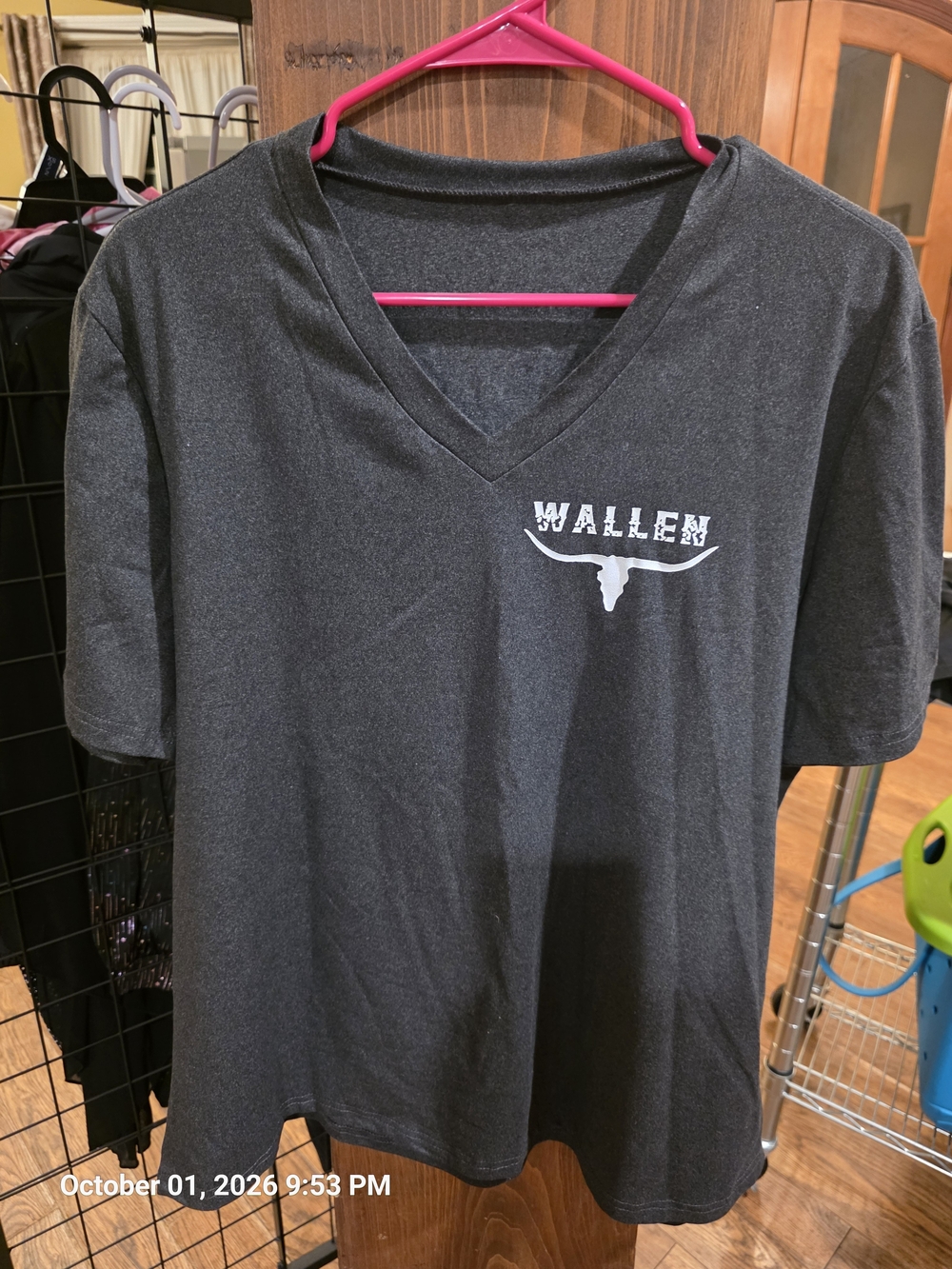 Wallen Women's Short Sleeve V-Neck Tee - Black XXL